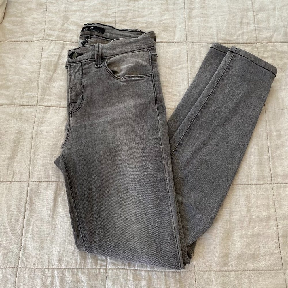J BRAND MIDRISE SUPER SKINNY IN ONYX